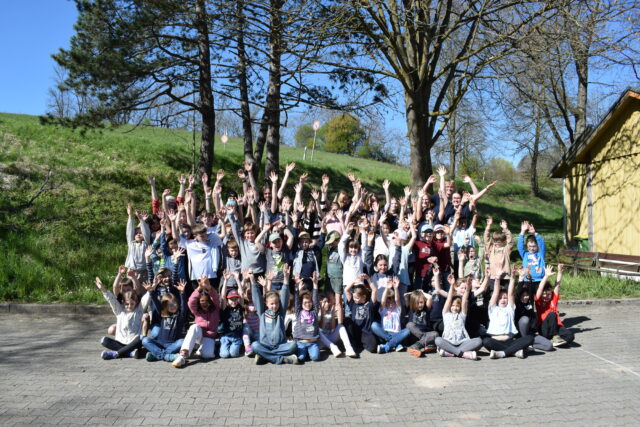 Osterspektakel 2026 – 140 Kinder auf Mission im Weltraum